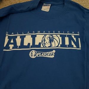 Dallas Mavericks tee